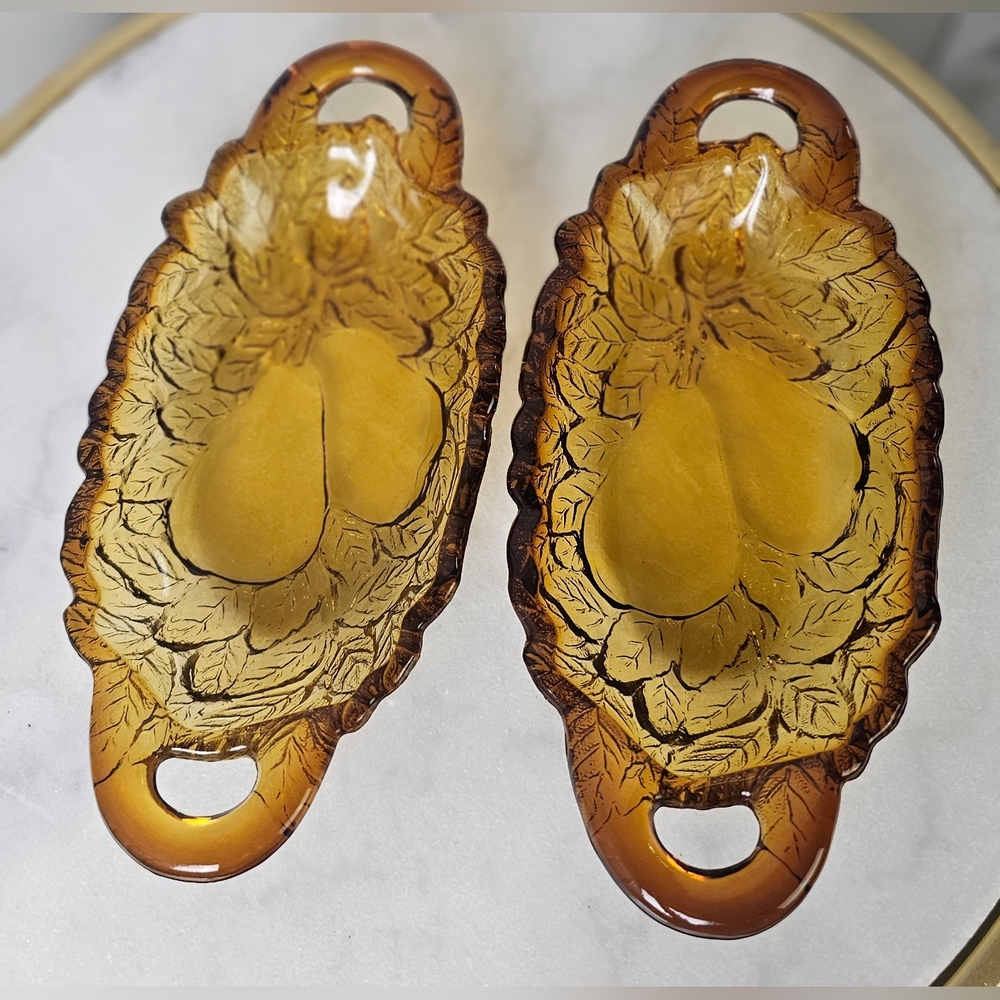 2 Vintage‎ Amber Pear Glass Pickle Dishes